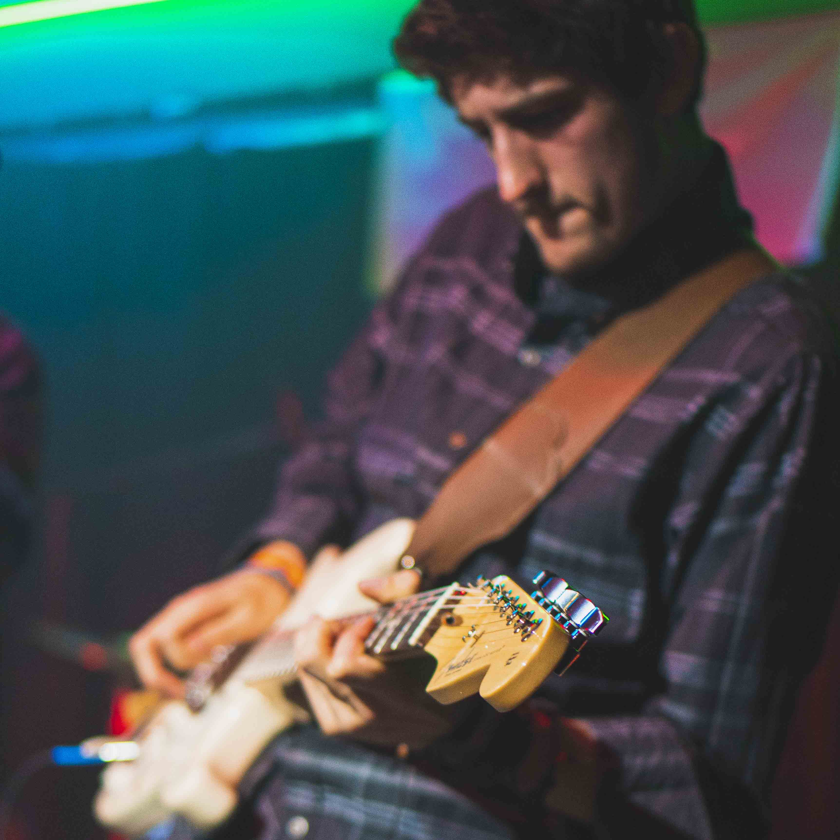 Guitar lessons at the NJ School of Music with Kyle Horner